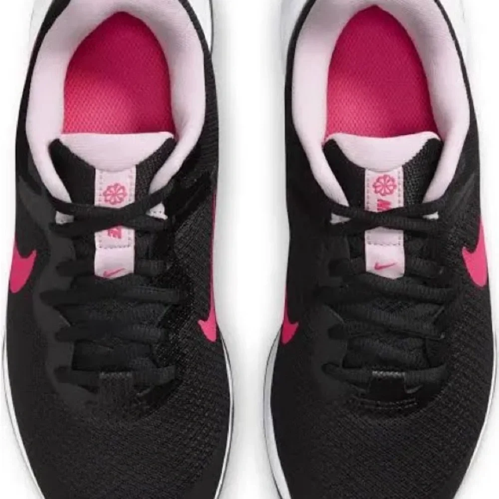 Nike Black and Pink Athletic Shoes with Breathable Mesh - Picture 7 of 9
